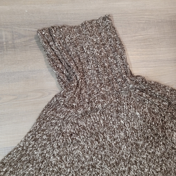 Poncho Sweater Turtleneck - Picture 4 of 7